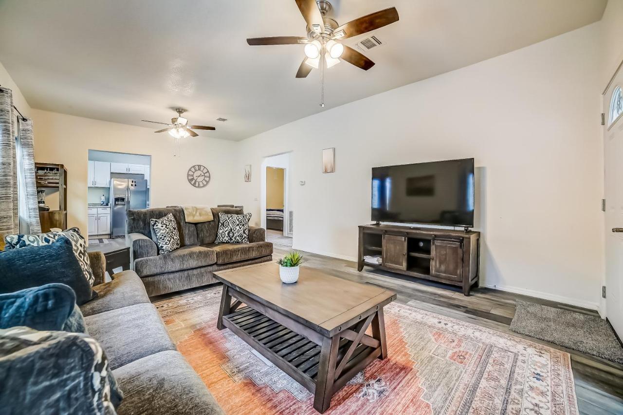 Midtown Modern Farmhouse سان أنطونيو المظهر الخارجي الصورة